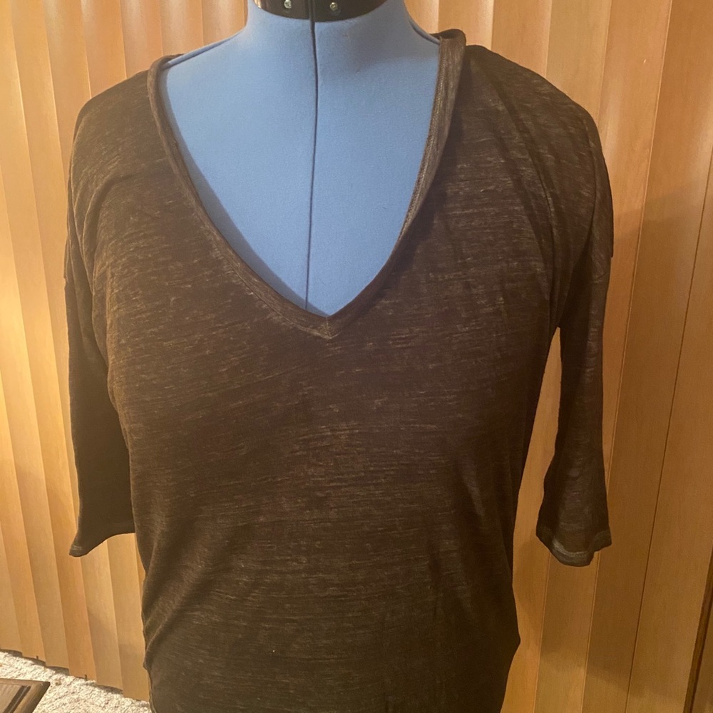 Express - Size S.  Brown top